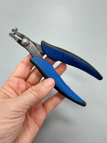 1.8mm Hole Punch Pliers Destash *Please Read Description