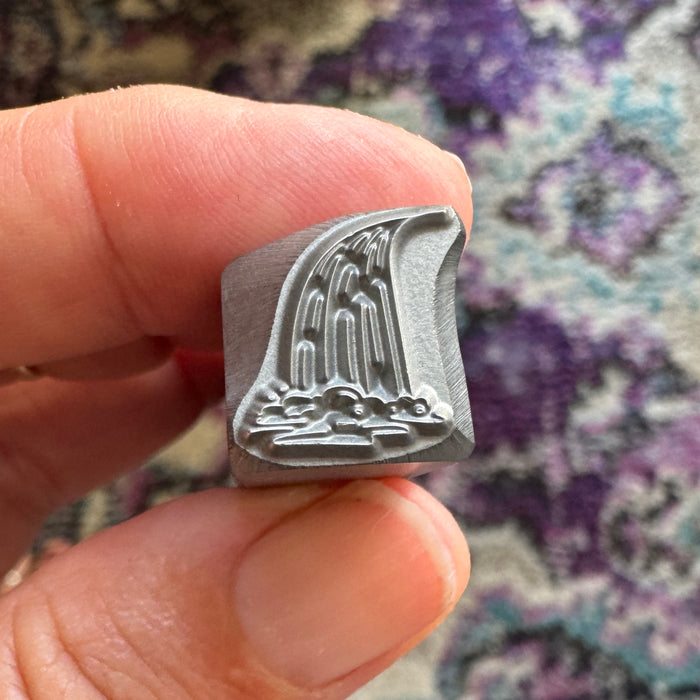 Wide Waterfall Metal Design Stamp, 10mm - Beaducation Original