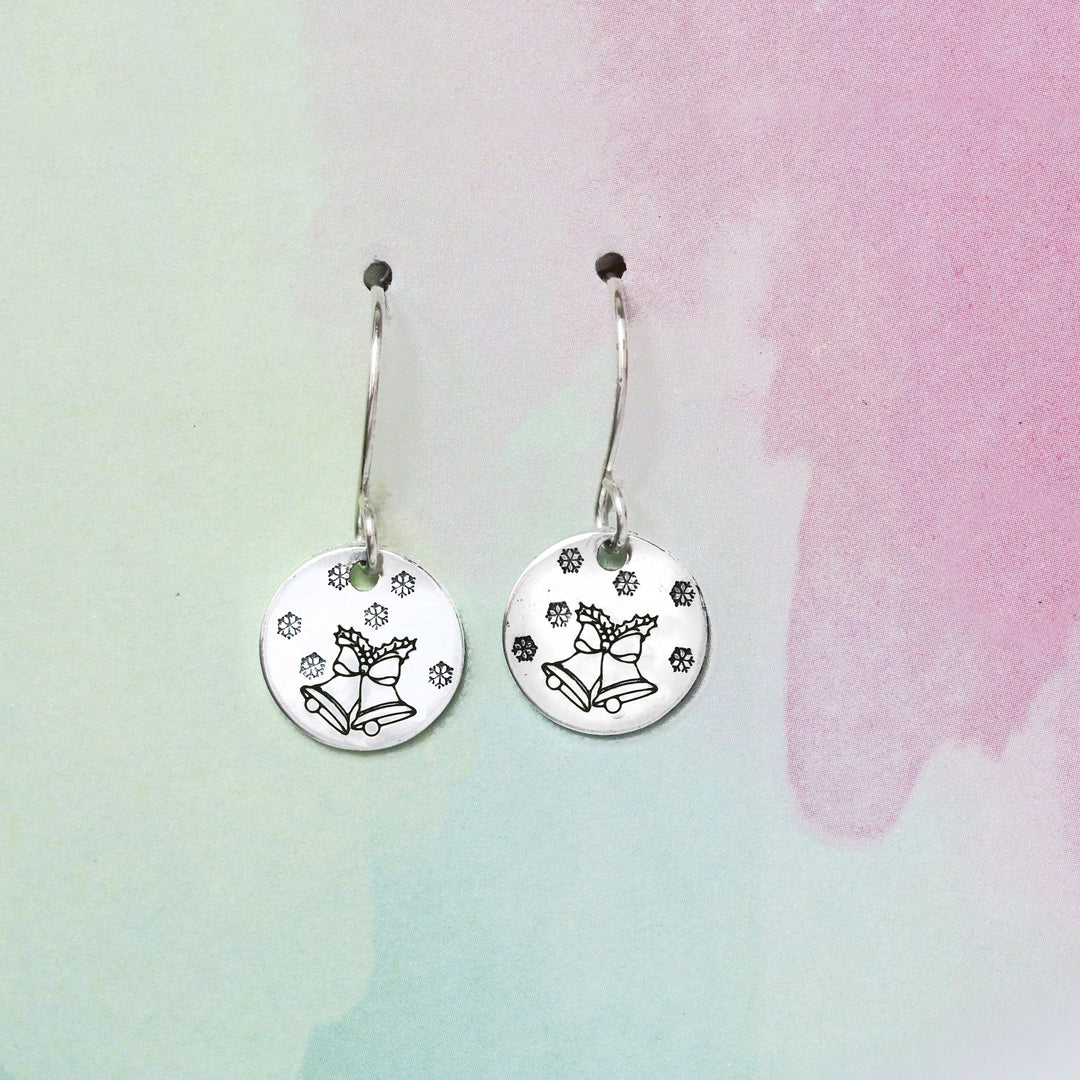 Christmas Bells with Holly Metal Design Stamp, 8mm - Beaducation Original