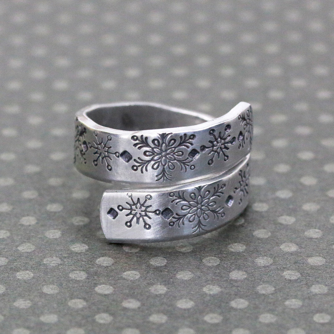 Modern Snowflake Metal Design Stamp, 5mm - Beaducation Original 5mm