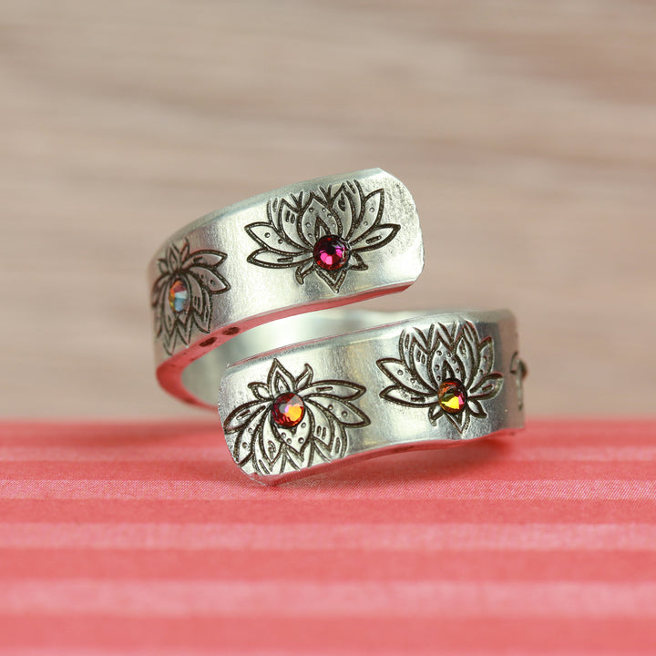 Medium Lotus Flower Metal Design Stamp, 8mm, Exact Series - Beaducation Original